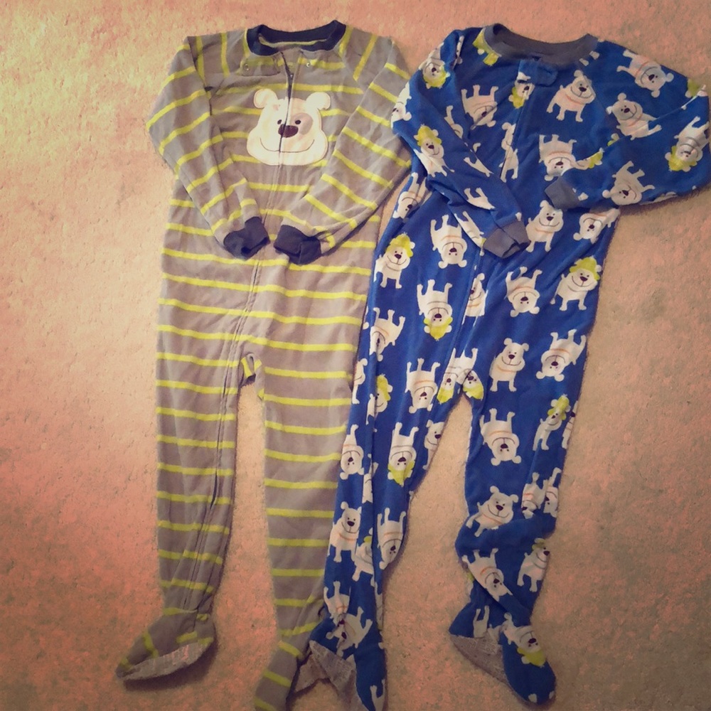 Carters. 5 T Onesie
